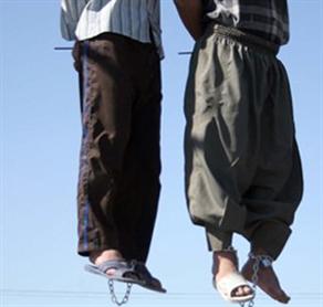 İran bıçaklı gaspçıları idam