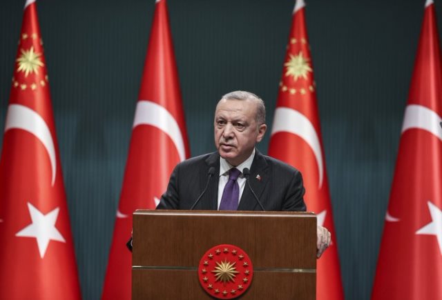 “Türkiye’nin tekrar yeni bir Anayasayı tartışmasının vakti