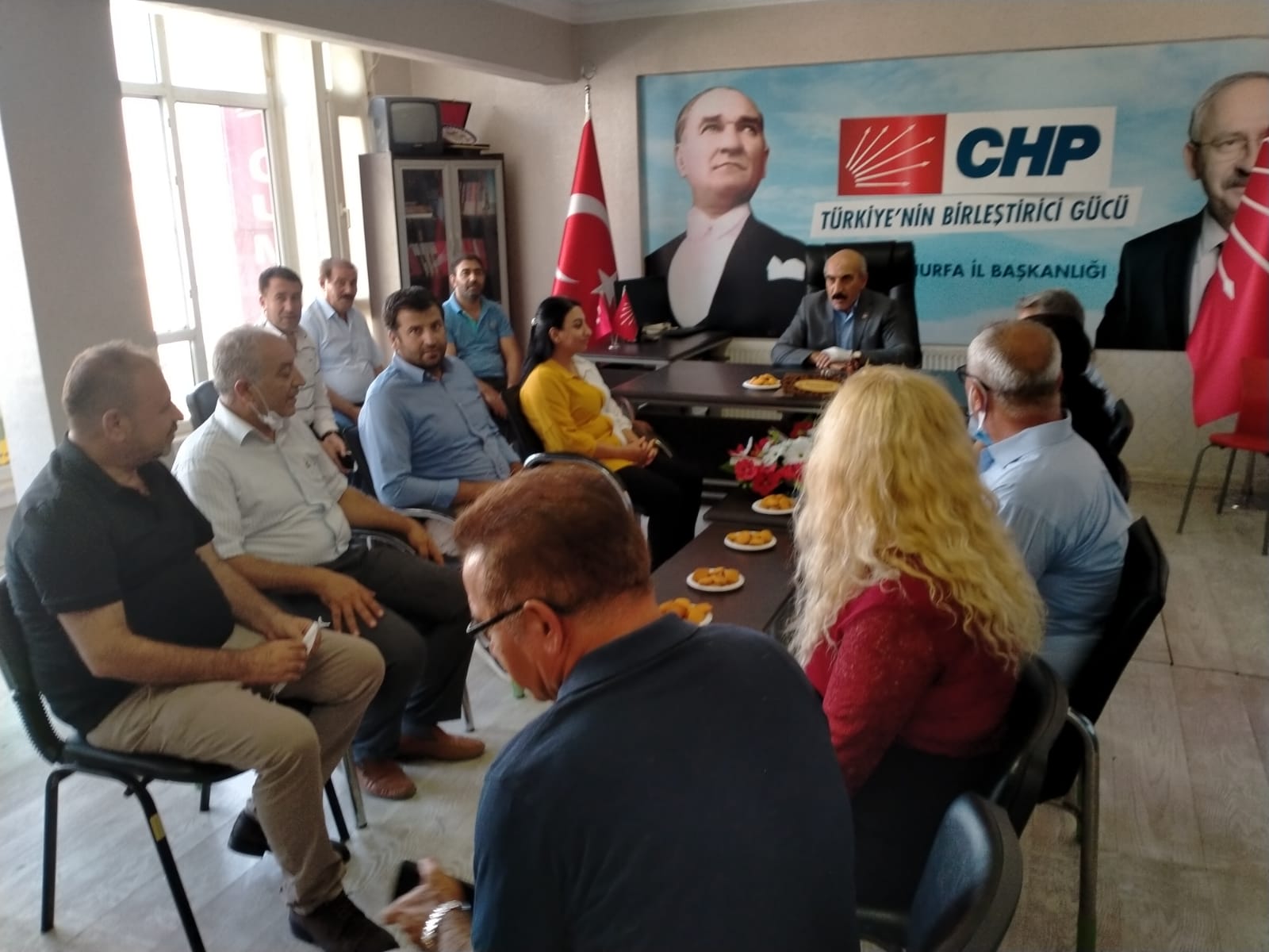 HDP ve ANAP’tan CHP Şanlıurfa İl Başkanlığına