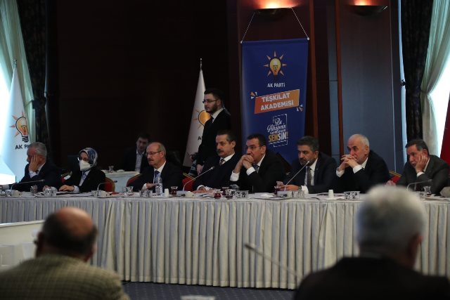 Çelik, AK Parti Teşkilat Akademisi Toplantısına