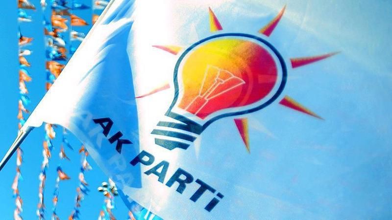 AK Parti Genel Merkezi anketle soruyor: Başkandan memnun